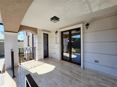 First Let | Spacious Modern Semi-Detached House – Ghiroda, Timiș - foto 23