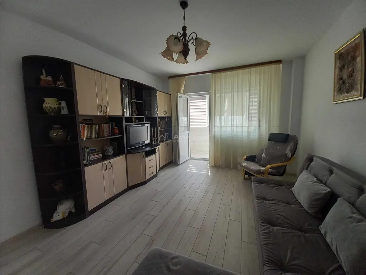 2 camere - decomandat - Parcul Sebastian - foto 1