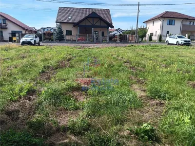Valea Adanca str Cosarilor TEREN 550mp Intravilan cu utilitati - Valea Adanca