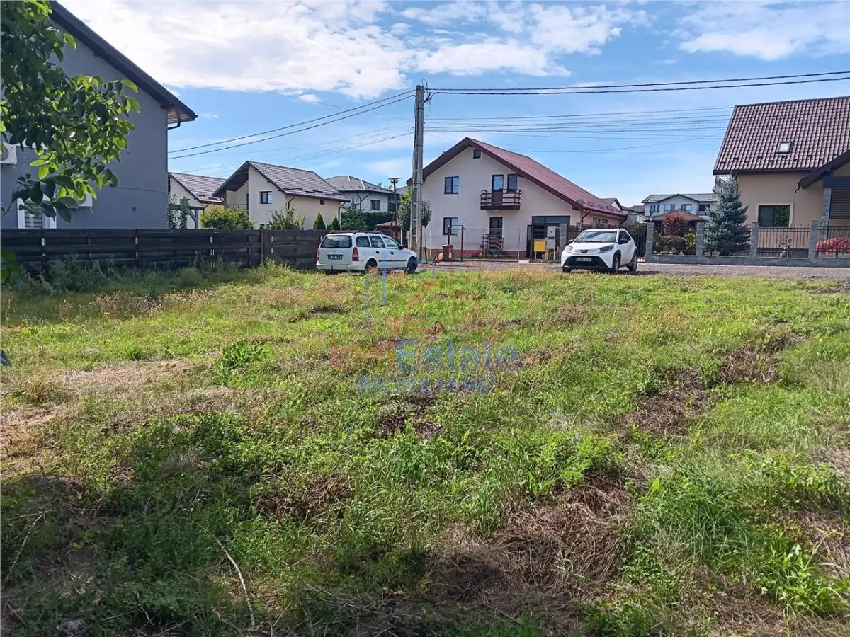 Valea Adanca str Cosarilor TEREN 550mp Intravilan cu utilitati - foto 3