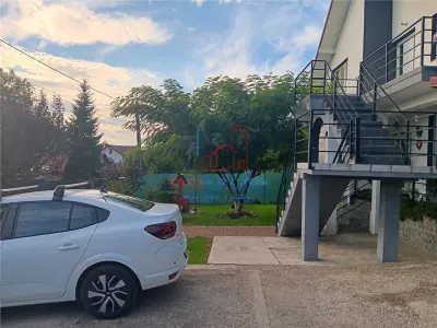 Dorobant VILA D+M+Pod SU = 200mp TEREN 1200mp amenajat (pot locui doua familii) - foto 2