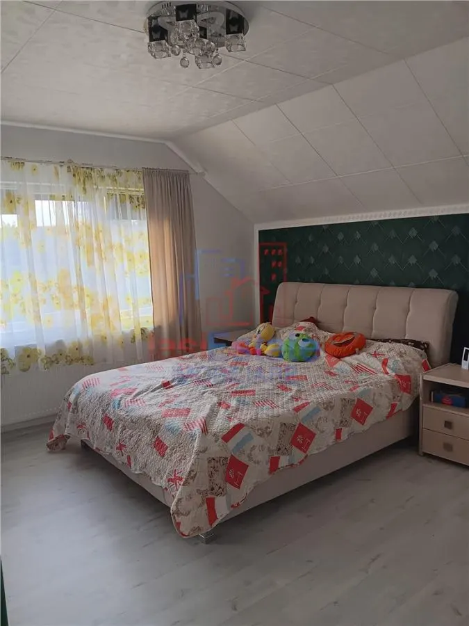 Dorobant VILA D+M+Pod SU = 200mp TEREN 1200mp amenajat (pot locui doua familii) - foto 11