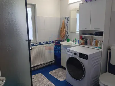 Dorobant VILA D+M+Pod SU = 200mp TEREN 1200mp amenajat (pot locui doua familii) - foto 16