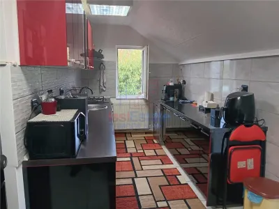 Dorobant VILA D+M+Pod SU = 200mp TEREN 1200mp amenajat (pot locui doua familii) - foto 17