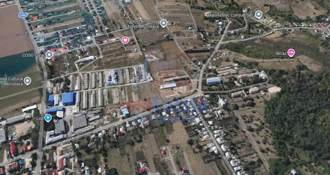 Miroslava zona Liceului TEREN 1500mp cu casa batraneasca asfalt si Utilitati - foto 4