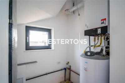 House / villa for sale 142.8 sqm in Branesti - foto 14
