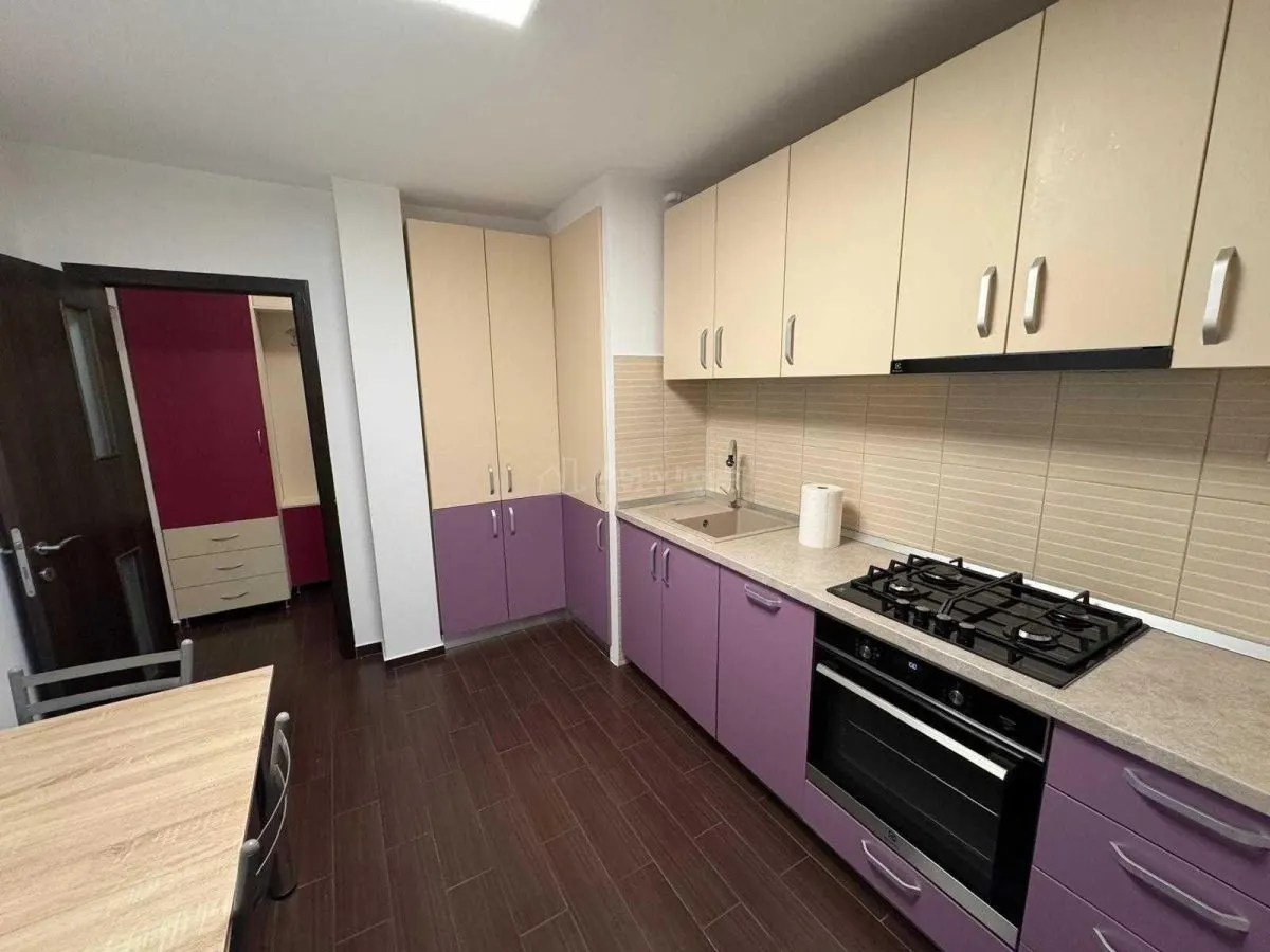 3 camere decomandat - centala proprie - Auchan Vitan - foto 1
