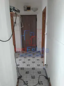 Apartament 2 camere decomandat, 58 mp, Bd. Independentei - etaj 3, centrala proprie - foto 3
