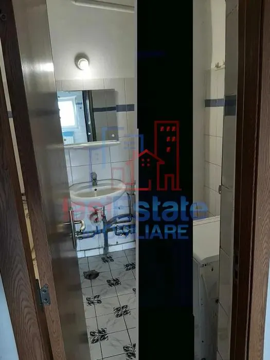 Apartament 2 camere decomandat, 58 mp, Bd. Independentei - etaj 3, centrala proprie - foto 7