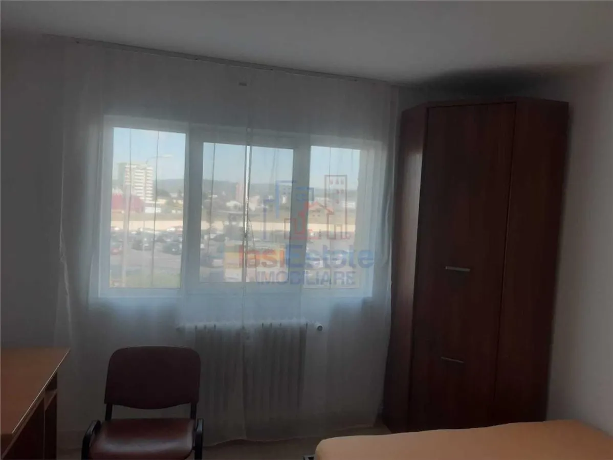Garsoniera, etaj 2, zona Nicolina - ideala pentru investitie - foto 2