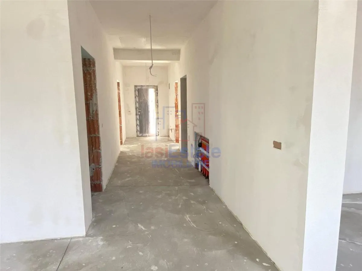 Casa in Breazu - plan parter - individuala - foto 11