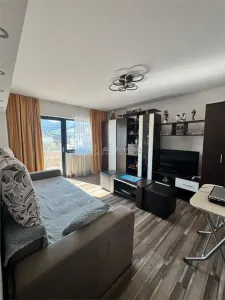 2 camere - Decebal - Etaj 7 - foto 4
