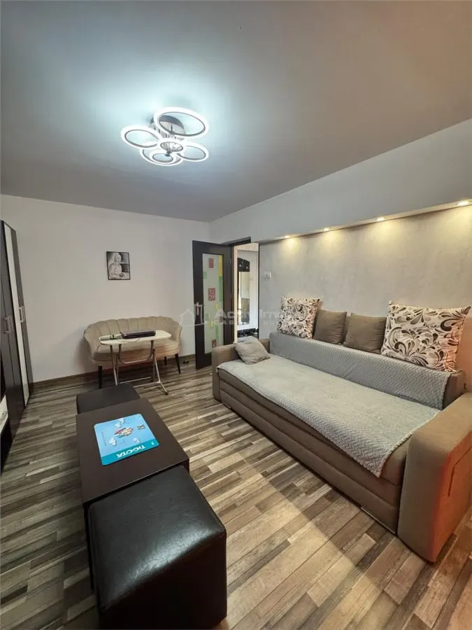 2 camere - Decebal - Etaj 7 - foto 6