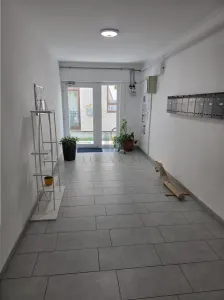 Bloc nou , 3 camere , Padurea Verde , Zona Modern , acces rapid spre centru - foto 13