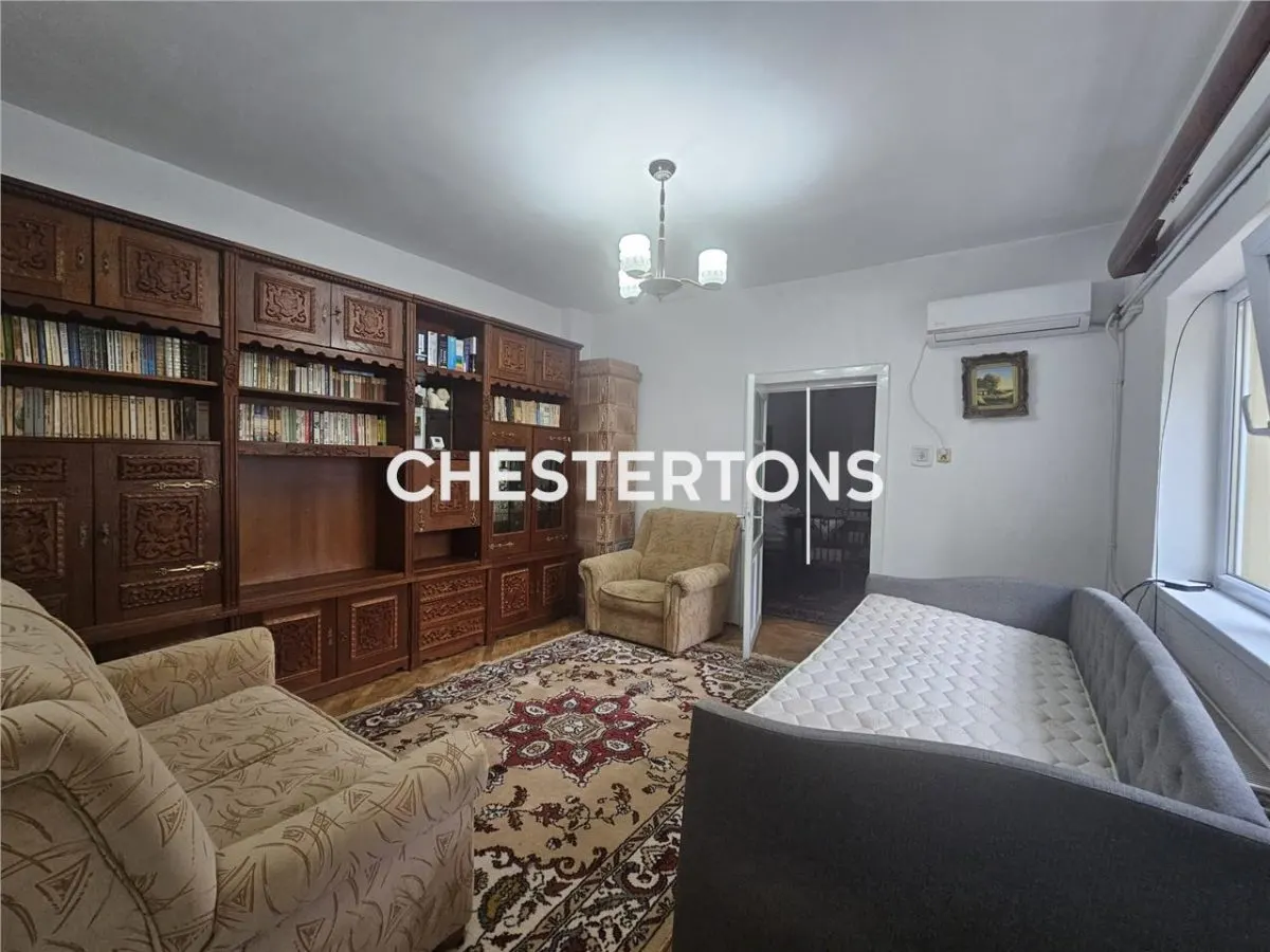 4-Bedroom House with Private Garden—Ovidius University, Mamaia Boulevard, Constanța - foto 2