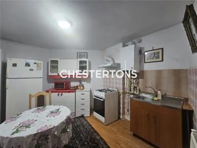 4-Bedroom House with Private Garden—Ovidius University, Mamaia Boulevard, Constanța - foto 11