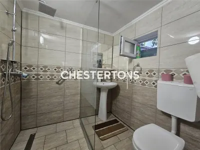 4-Bedroom House with Private Garden—Ovidius University, Mamaia Boulevard, Constanța - foto 16