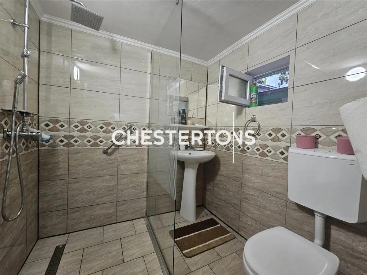 4-Bedroom House with Private Garden—Ovidius University, Mamaia Boulevard, Constanța - foto 16