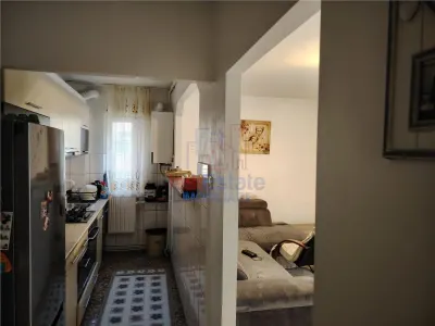 Appartement 3 Chambres Séparées, Rez-de-Chaussée, Pacurari – 55 m² - foto 4