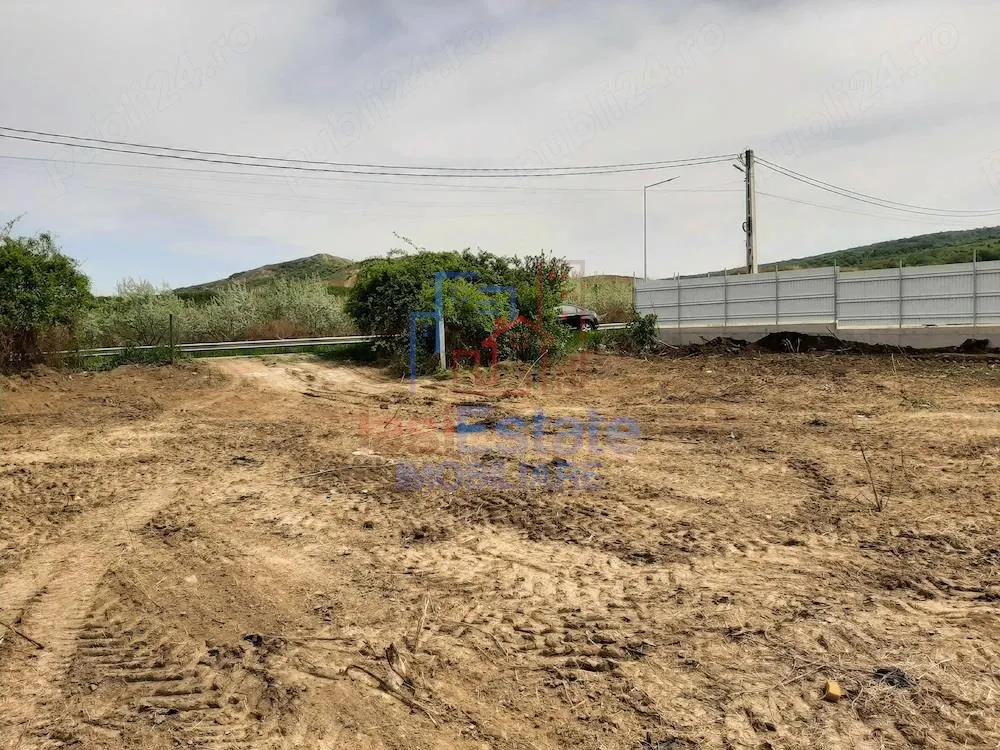 Vladiceni Land Plot 1,480 sqm, 200m from Trei Fantani Street - foto 6