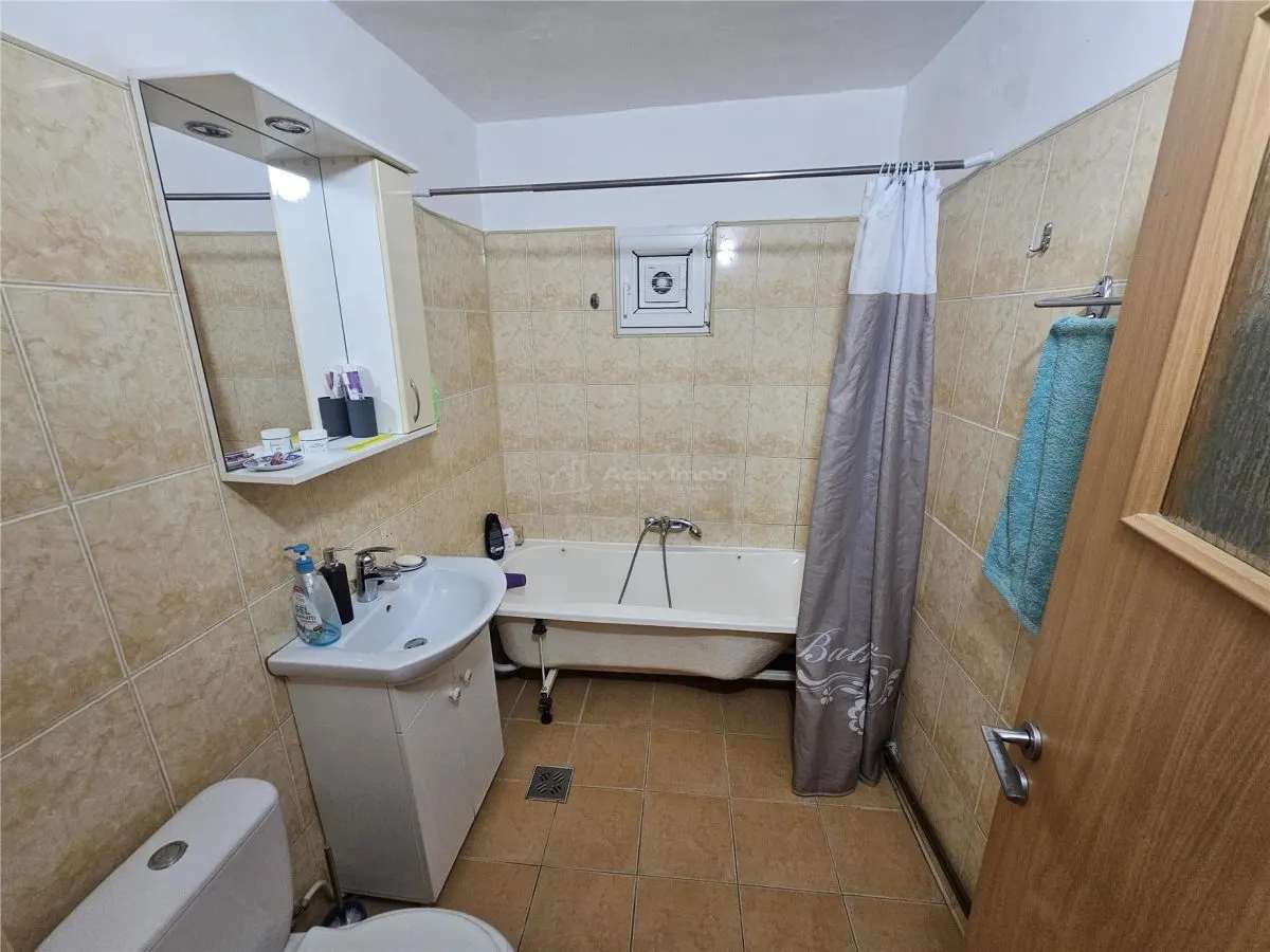 Resita, Appartement 2 Chambres, Meublé et Équipé, Micro 4 - foto 8