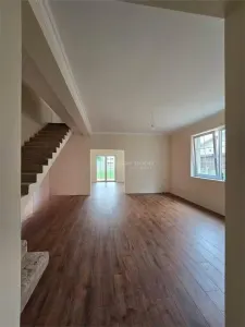 Duplex Mosnita Veche/ Zona centrala 125mp utilli - Mosnita Veche