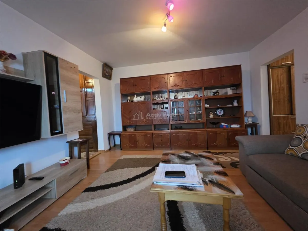 2 camere, 54 mp, etaj 3 din 4, Zona Crang-Caraiman - foto 2
