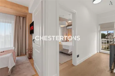 Home Begins Here. Elegance, Comfort and Prime Location in Otopeni - foto 9