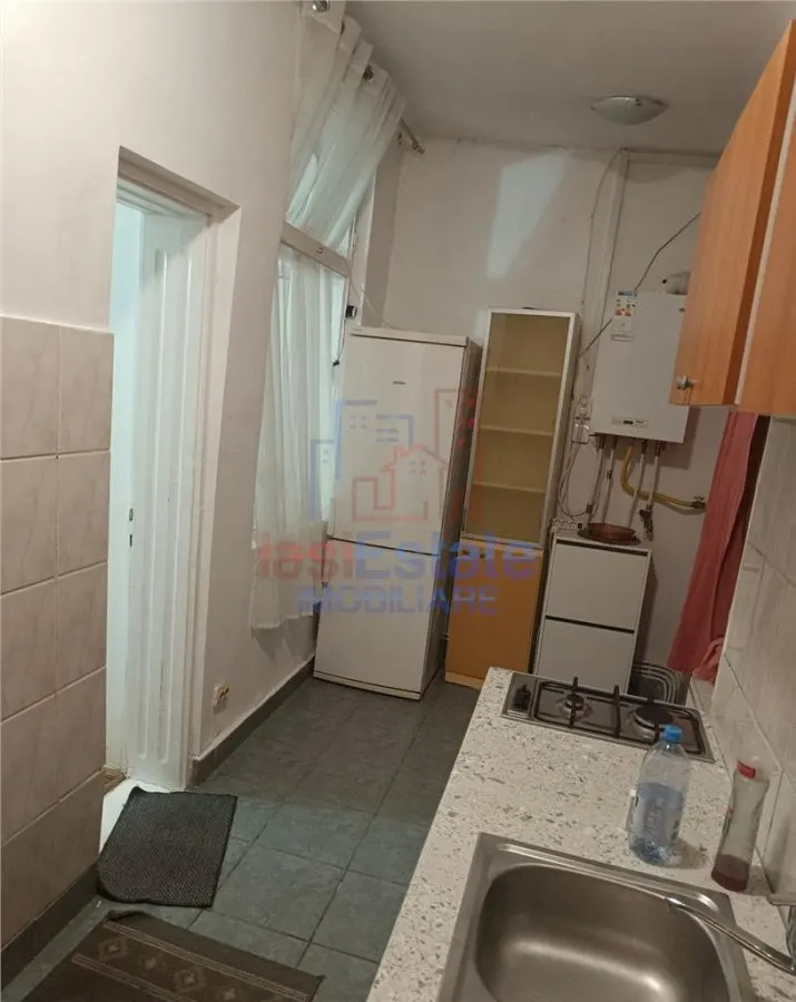 zona Copou - cu centrala, mobilata si utilata Garsoniera - foto 3