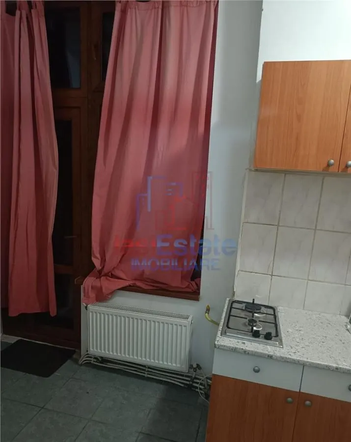 zona Copou - cu centrala, mobilata si utilata Garsoniera - foto 4