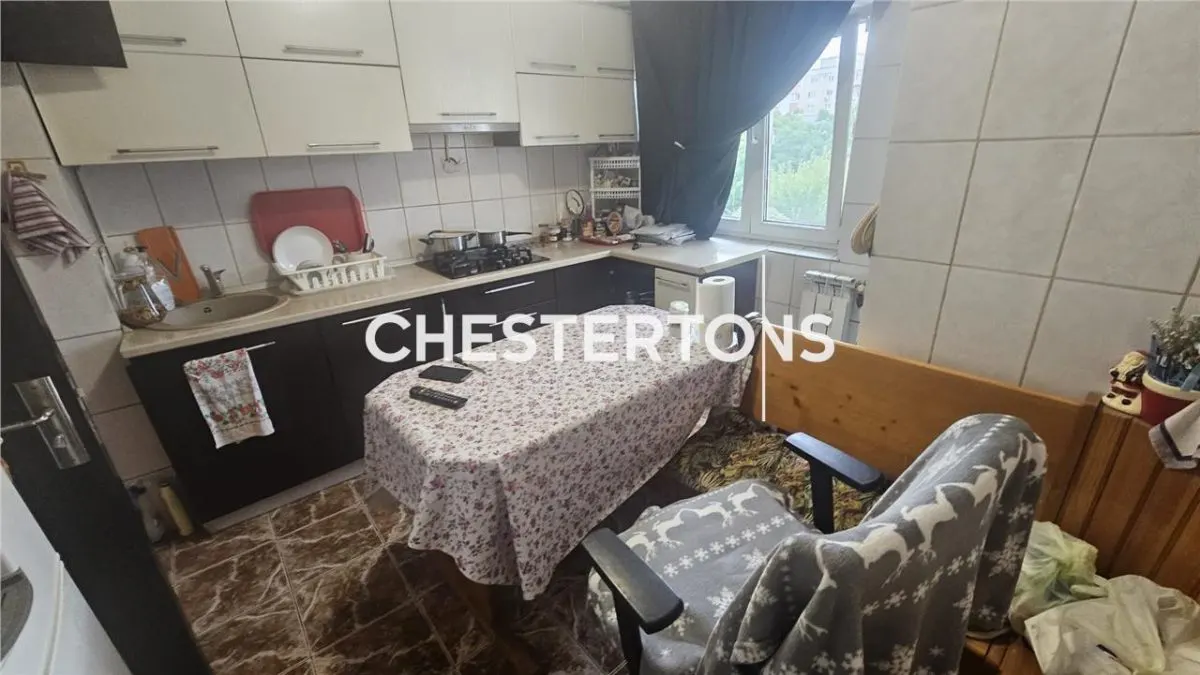 Apartment with 3 bedrooms for sale 72 sqm in Bucuresti, Drumul Sarii area - foto 9