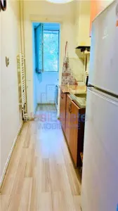 zona Dacia Apartament 1 camera decomandat etaj 1 - foto 4