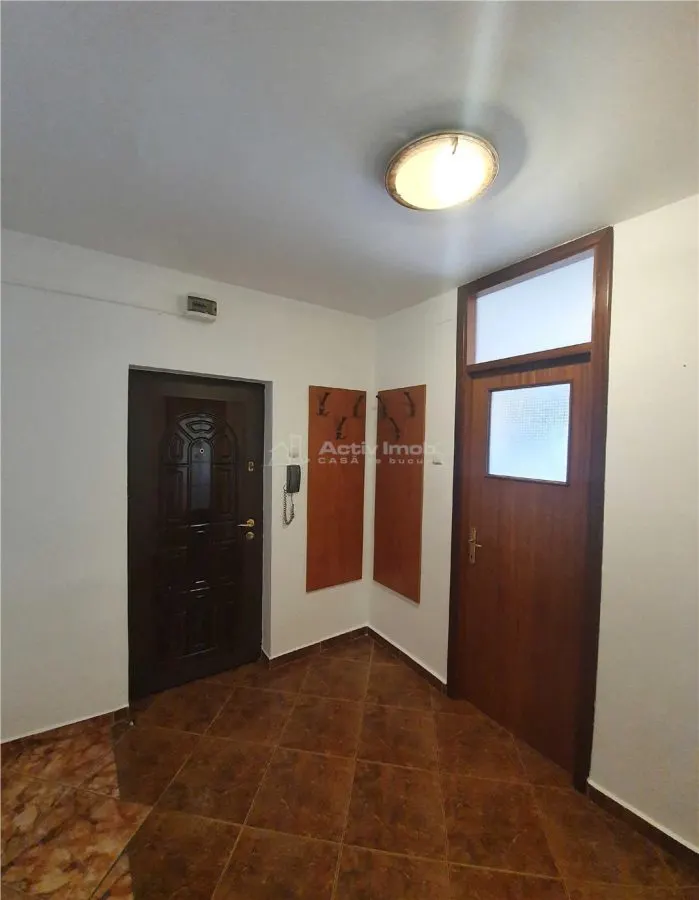 2 camere semidecomandat - Tineretului| Parcare| Centrala - foto 2