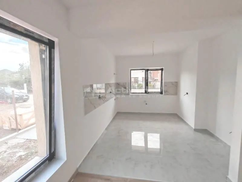 Vanzare - Casa individuala - Vila P+1+M - Prelungirea Ghencea - Margelelor - teren 370 mp - STB - 310000E tva inclus - Comision 0 ! - foto 3