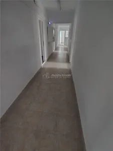 Birouri, spatii comerciale si spatii de depozitare - Targoviste