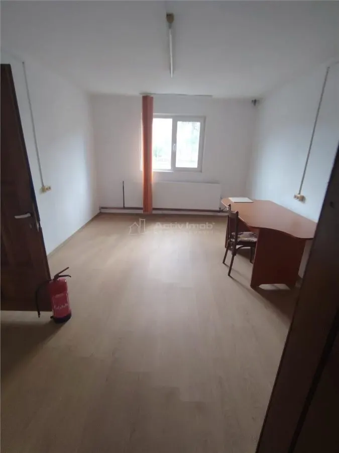 Birouri, spatii comerciale si spatii de depozitare - foto 6
