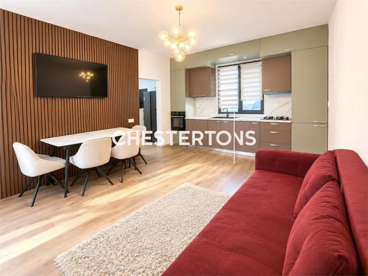 Casa P+1+Buhardilla en Venta | 3 Dormitorios | 3 Baños | Jardín Privado 40 m² | Piscina - foto 4
