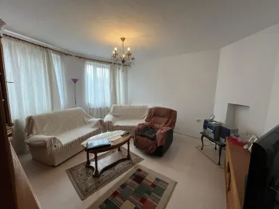 Caransebes, House with Land 385 sqm, Racovita Area - foto 2