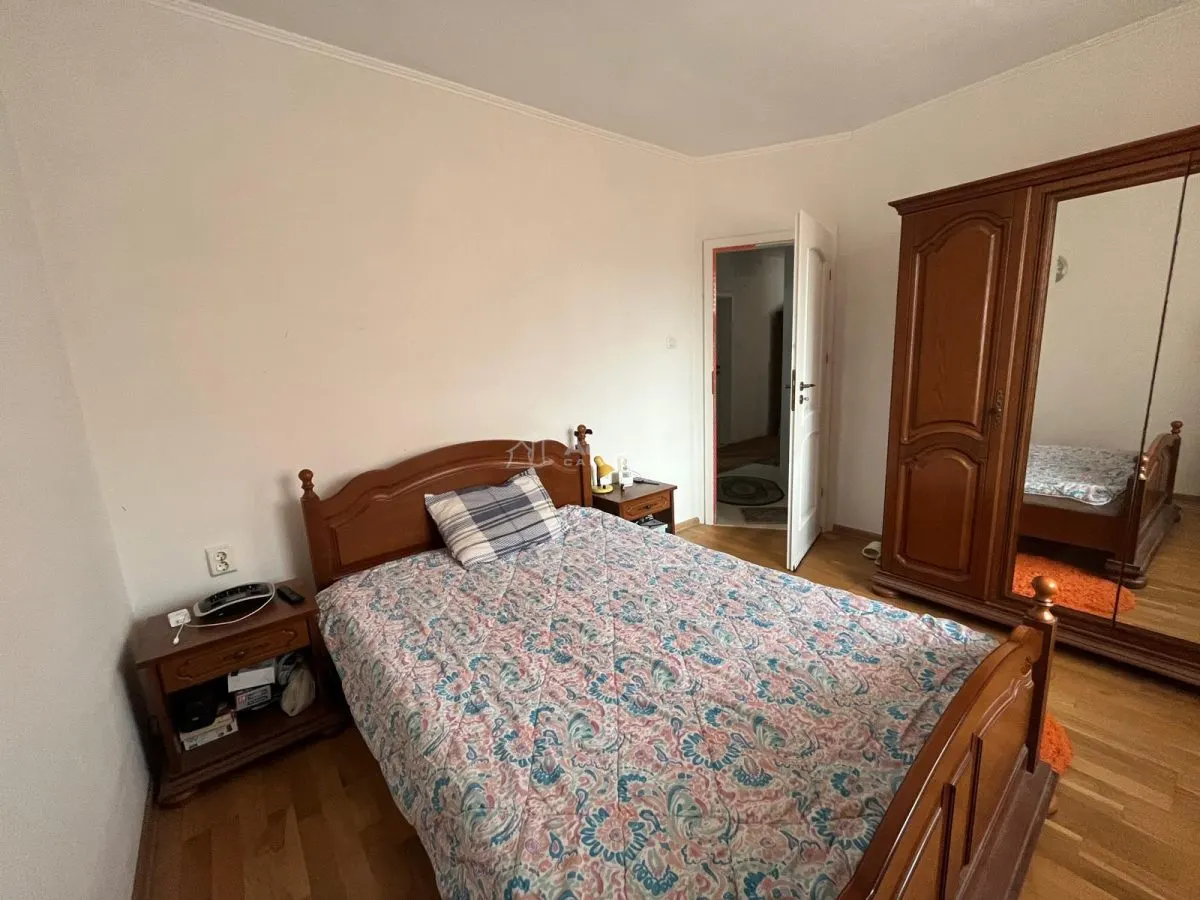 Caransebes, House with Land 385 sqm, Racovita Area - foto 4