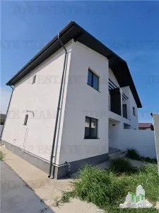 House / villa for sale 230 sqm in Cornetu - Bragadiru
