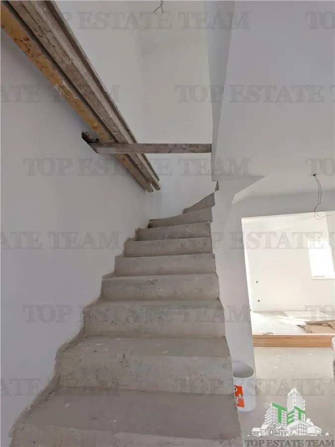 House / villa for sale 230 sqm in Cornetu - foto 22