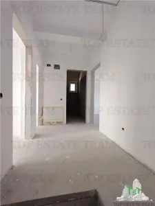House / villa for sale 230 sqm in Cornetu - foto 23