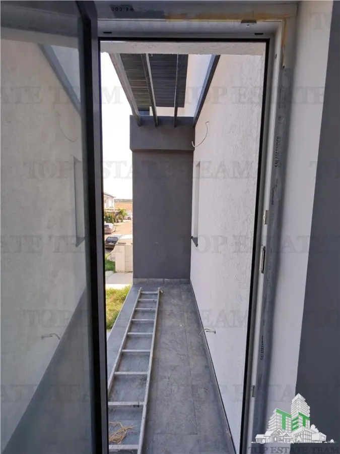 House / villa for sale 230 sqm in Cornetu - foto 25