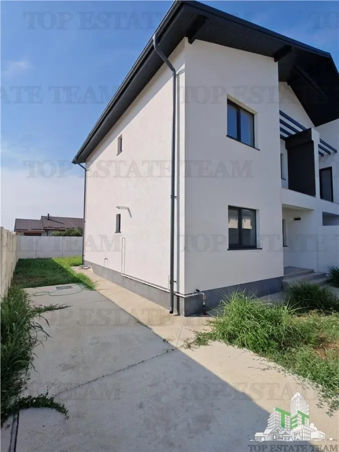 House / villa for sale 230 sqm in Cornetu - foto 6