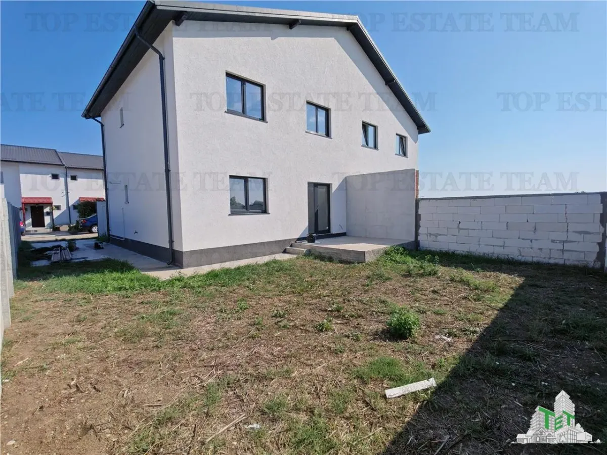 House / villa for sale 230 sqm in Cornetu - foto 8