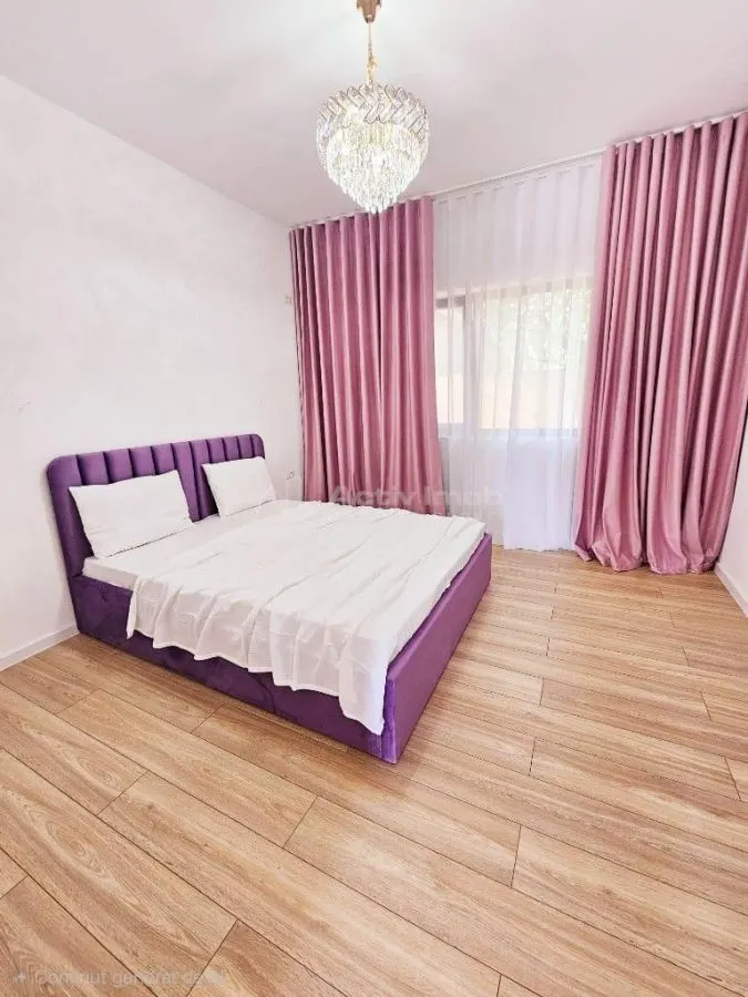 Maison Quatre Chambres - Domnesti - Str. Fagului - foto 7