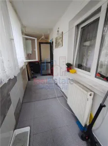 Apartamento de Tres Dormitorios, Nicolina - Tudor Neculai, Zona Premium - foto 11