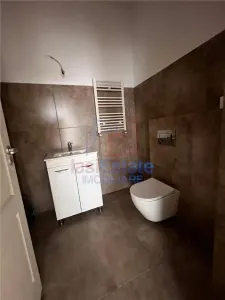 Inchiriere - zona Copou - Spatiu comercial 108mp Azimut - foto 8