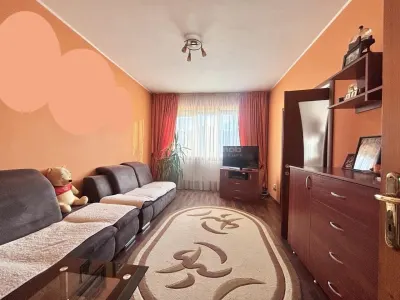 Apartament 4 camere Bulevardul Dacia - suprafata utila 70 mp - etaj 4 - Oradea