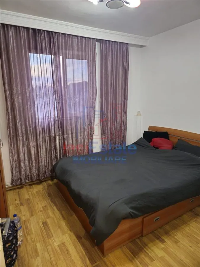 Apartament cu doua camere decomandat Pacurari - foto 3